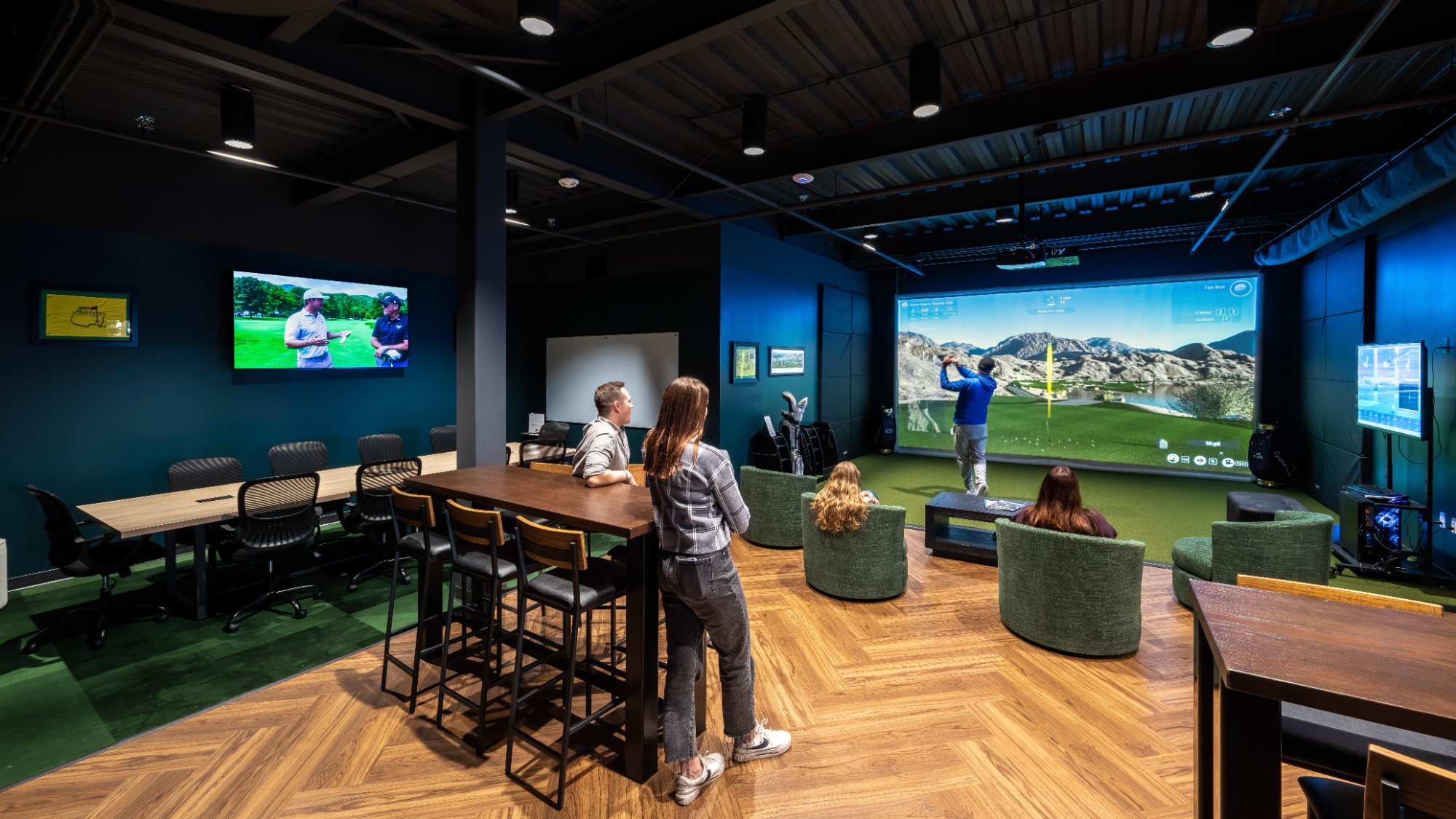 Golf simulator entertainment at Revelance